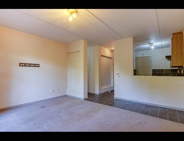 2 BEDROOM APARTMENT TO LET IN FERNDALE